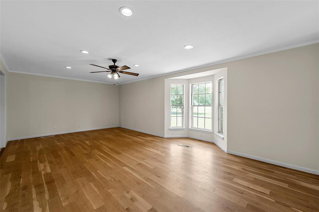 7483 Gholson Road, Waco, TX 76705