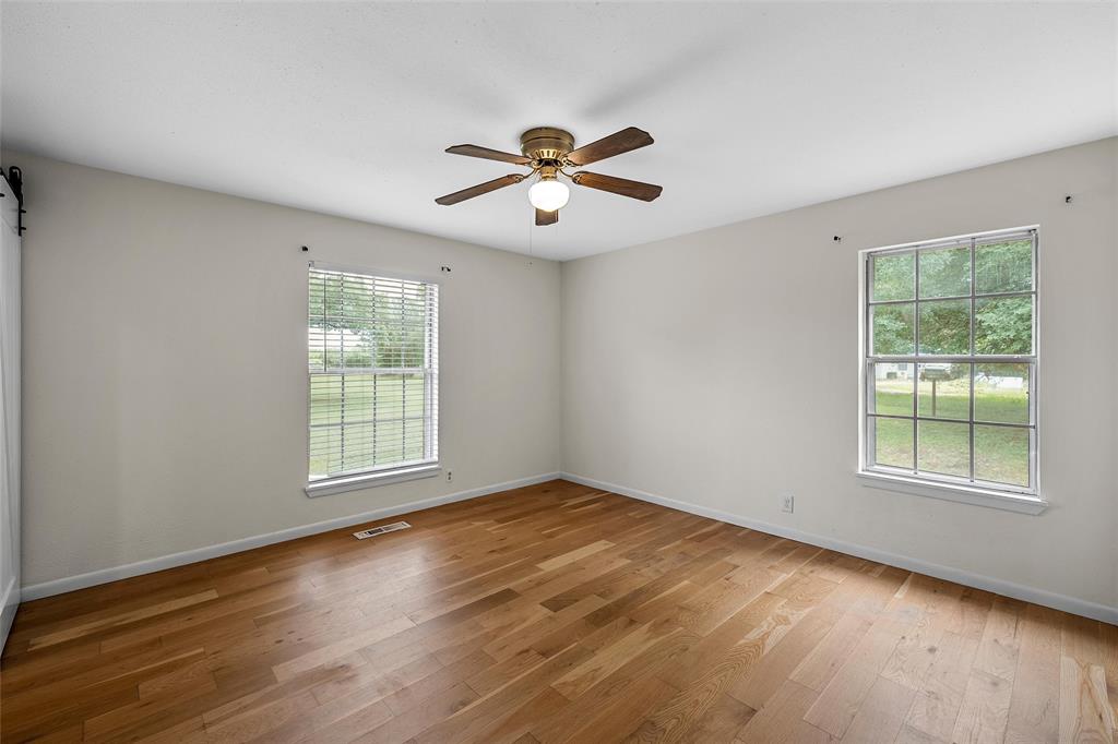 7483 Gholson Road, Waco, TX 76705