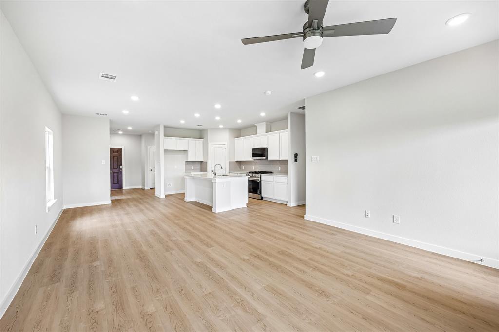 720 Ashley Gardens Drive, Forney, TX 75126