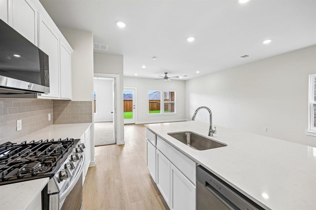 720 Ashley Gardens Drive, Forney, TX 75126