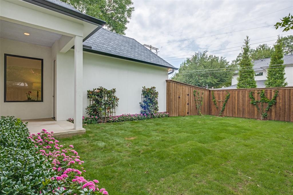 Beautifully landscaped and sprinklered yard
