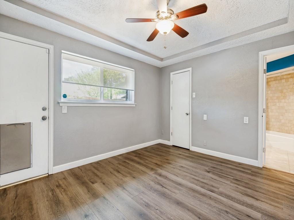 Secondary Bedroom - Access to backyard with Ensuite bathroom