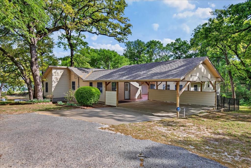 102 Summerall Drive, Mabank, TX 75156