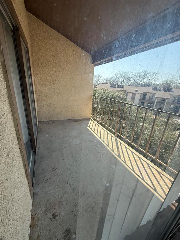 6050 Melody Lane, #324, Dallas, TX 75231
