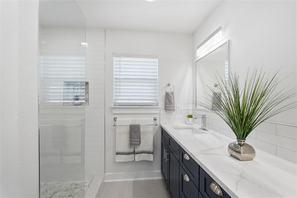 2518 W Amherst Avenue, Dallas, TX 75235