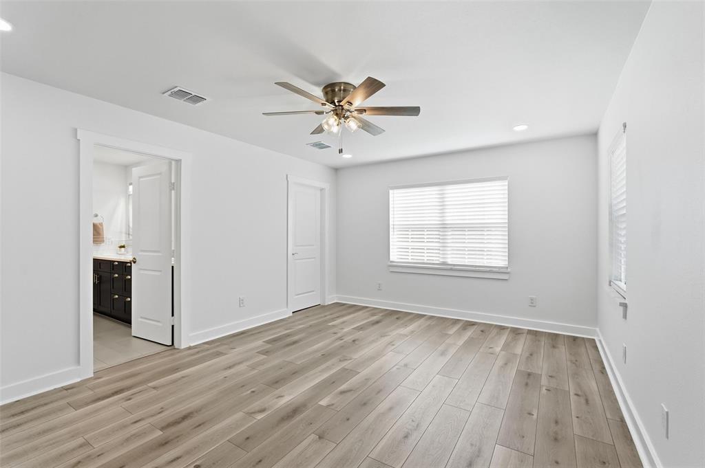 2518 W Amherst Avenue, Dallas, TX 75235