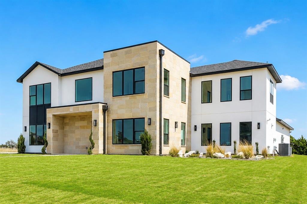 436 Whispering Way, Red Oak, TX 75154