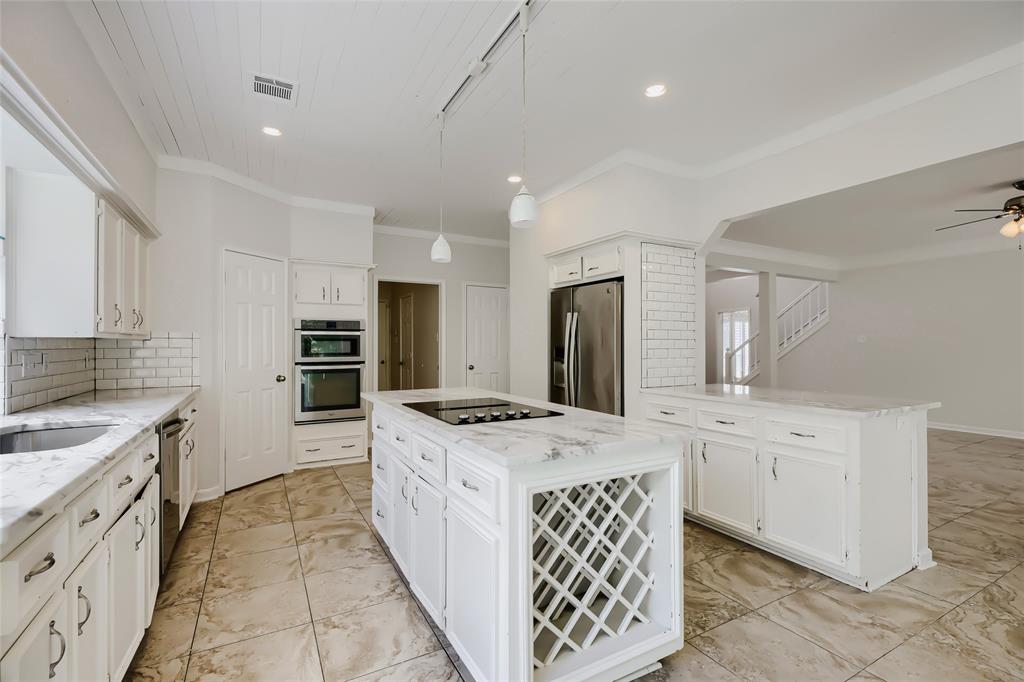2803 Wyndham Lane, Richardson, TX 75082