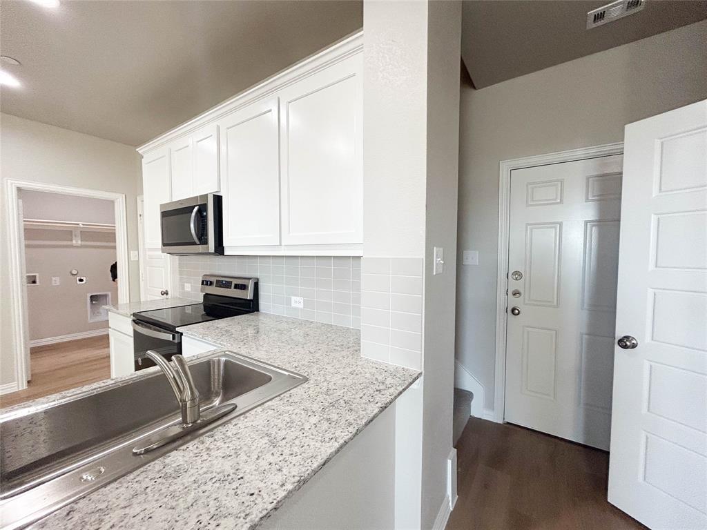 2120 Dena Drive, Waxahachie, TX 75165