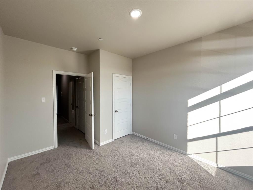 2120 Dena Drive, Waxahachie, TX 75165