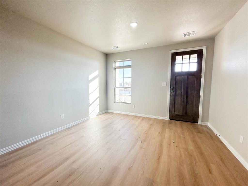 2120 Dena Drive, Waxahachie, TX 75165