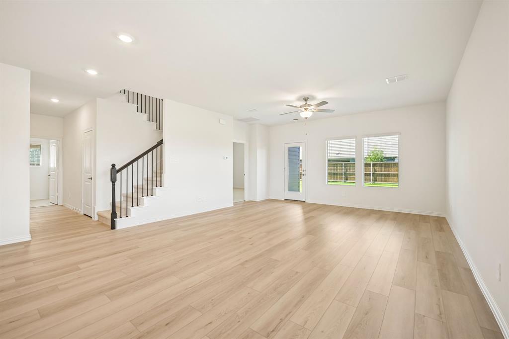 4208 Palestine Drive, Farmersville, TX 75442