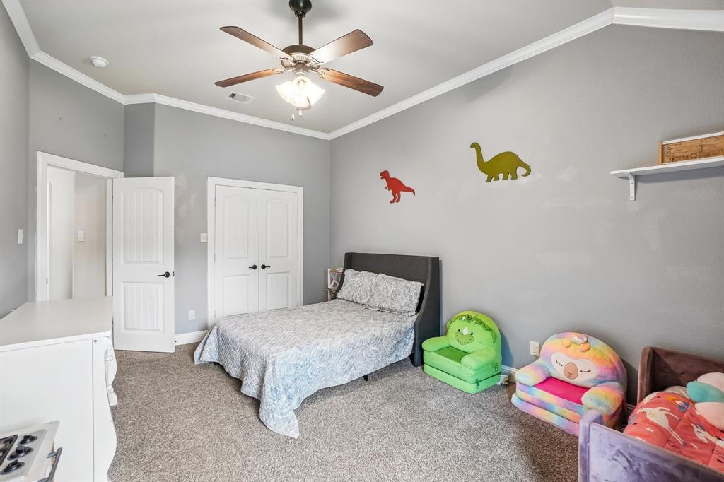 Fourth bedroom