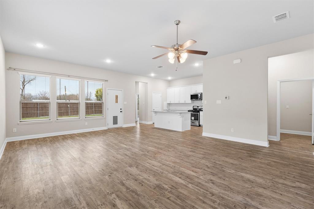 576 Spruce Trail, Forney, TX 75126