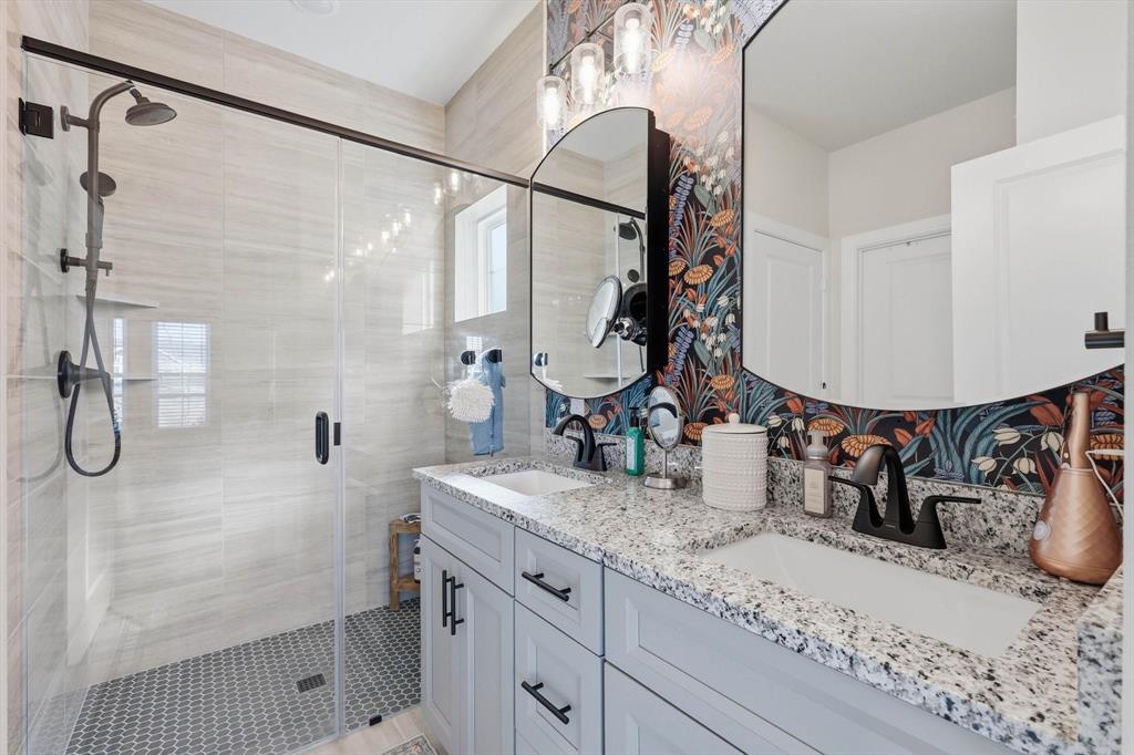 1018 Abigail Way, Midlothian, TX 76065