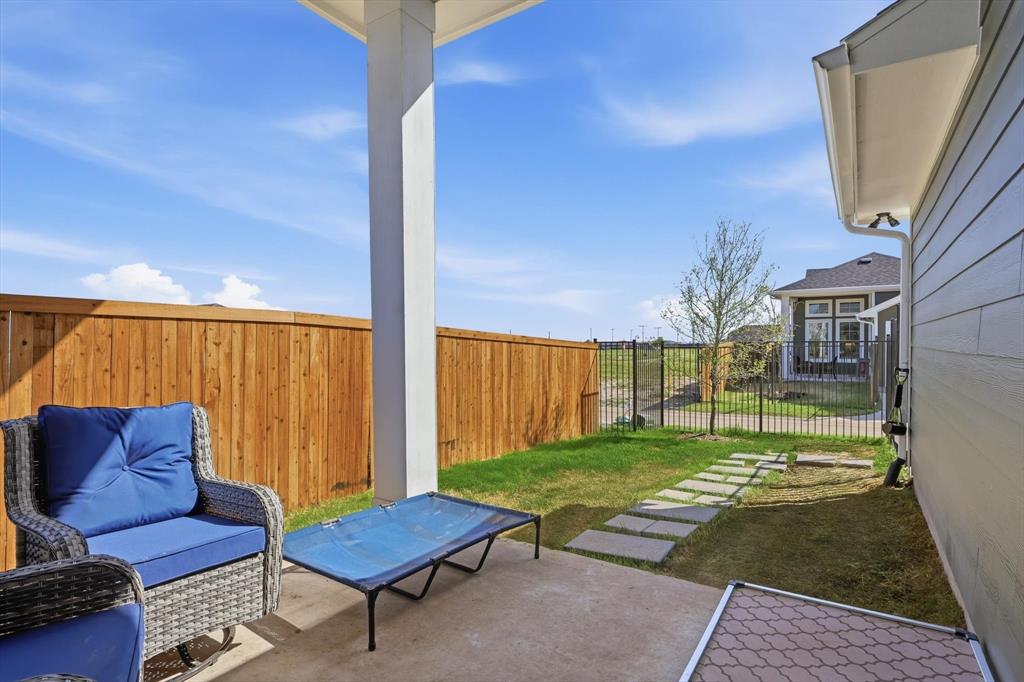 1018 Abigail Way, Midlothian, TX 76065