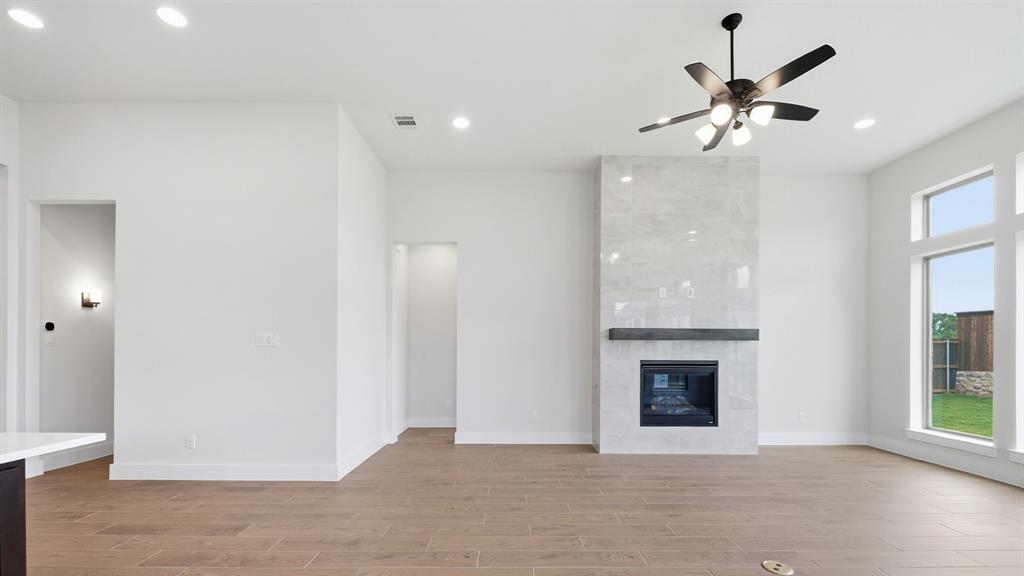 1816 Greenwich Lane, Celina, TX 75009