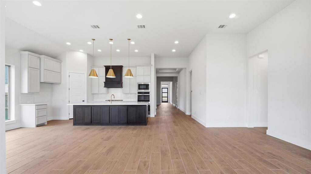 1816 Greenwich Lane, Celina, TX 75009