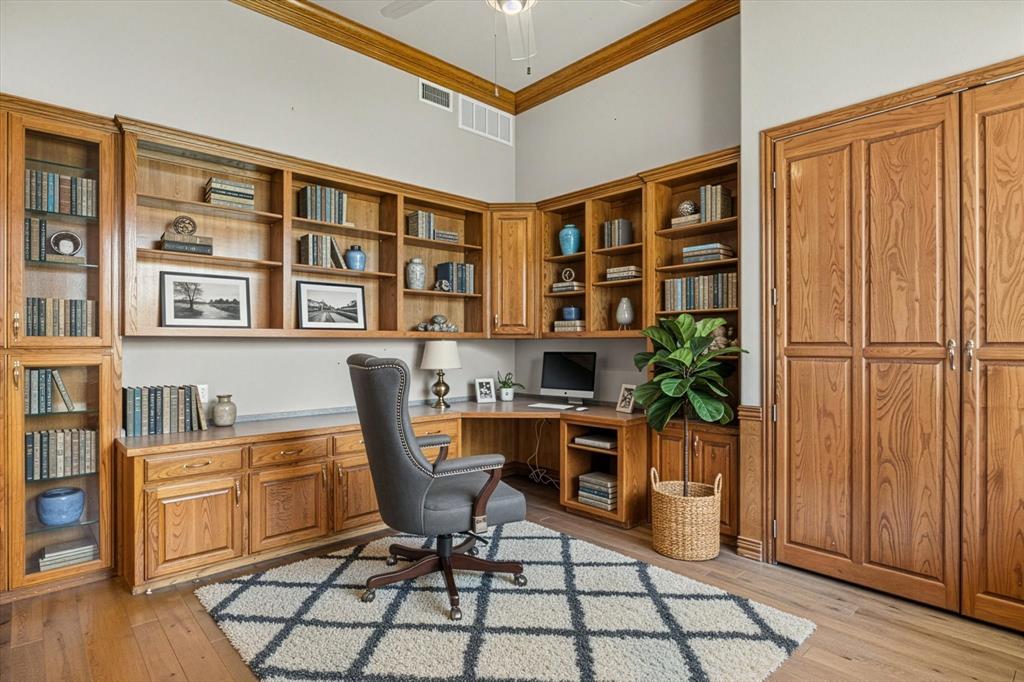 2306 Winton Terrace Court, Granbury, TX 76048