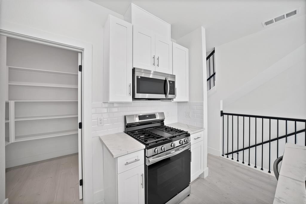 7207 Mohawk Drive, #102, Dallas, TX 75235