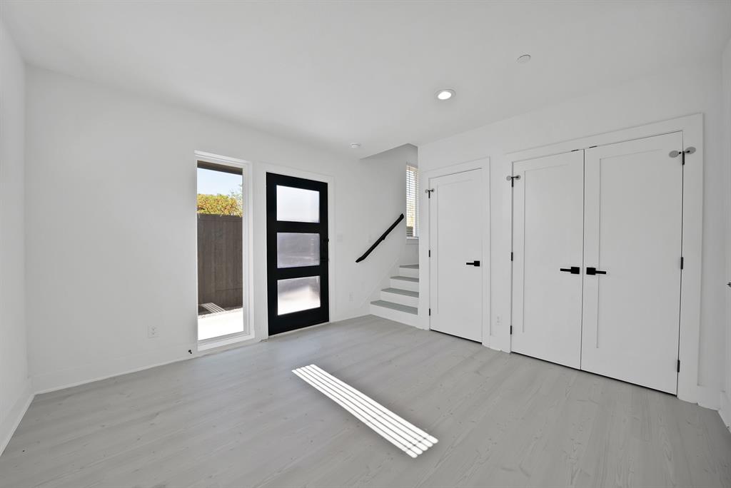 7207 Mohawk Drive, #102, Dallas, TX 75235 7207 Mohawk Drive, #102, Dallas, TX 75235