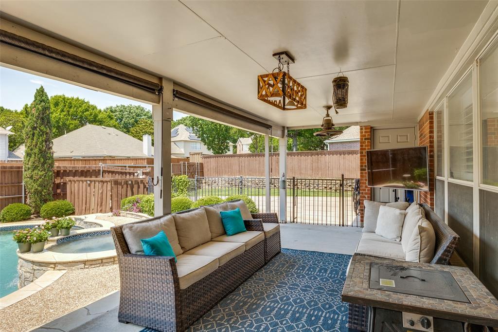 Back patio overlooking pool