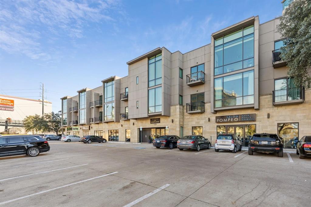 5320 E Mockingbird Lane, #L302, Dallas, TX 75206