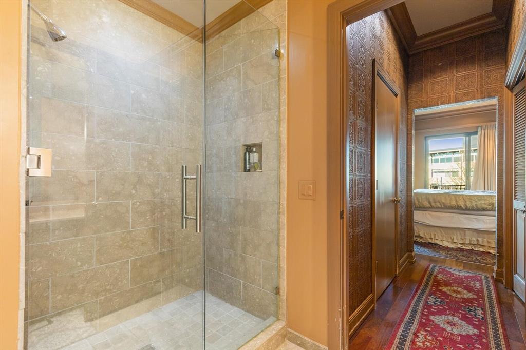 5320 E Mockingbird Lane, #L302, Dallas, TX 75206