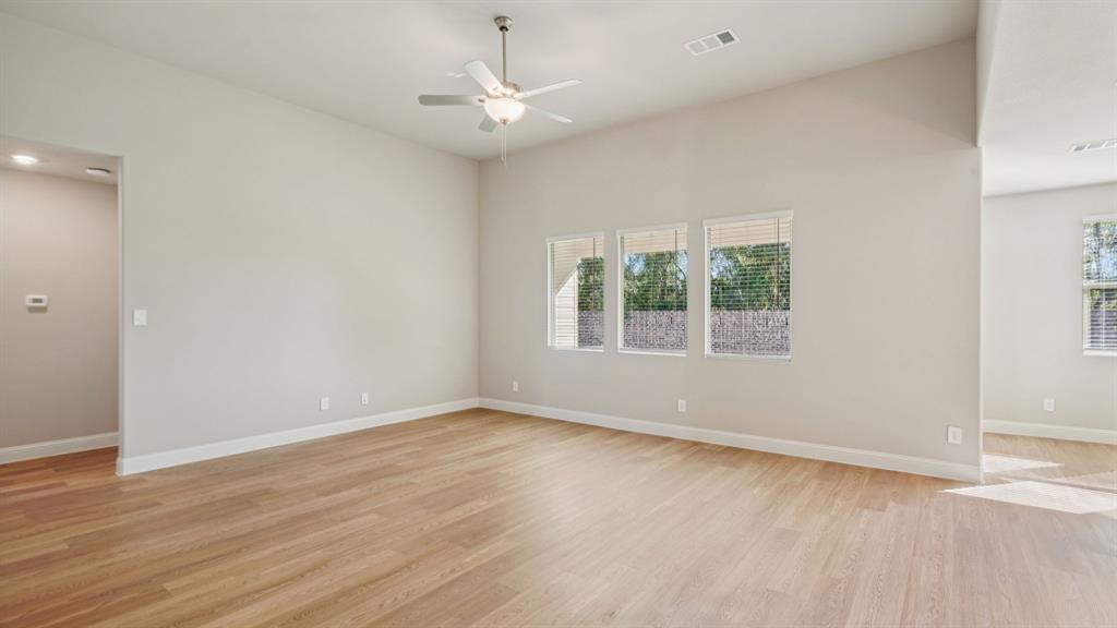 Photo is not of the actual home, but is an inspirational photo of builder’s model home and may depict options, furnishings, and/or decorator features that are not included.