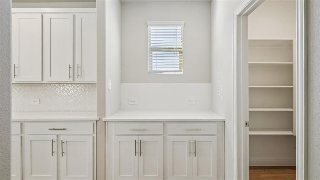 Photo is not of the actual home, but is an inspirational photo of builder’s model home and may depict options, furnishings, and/or decorator features that are not included.