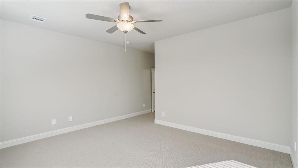 Photo is not of the actual home, but is an inspirational photo of builder’s model home and may depict options, furnishings, and/or decorator features that are not included.