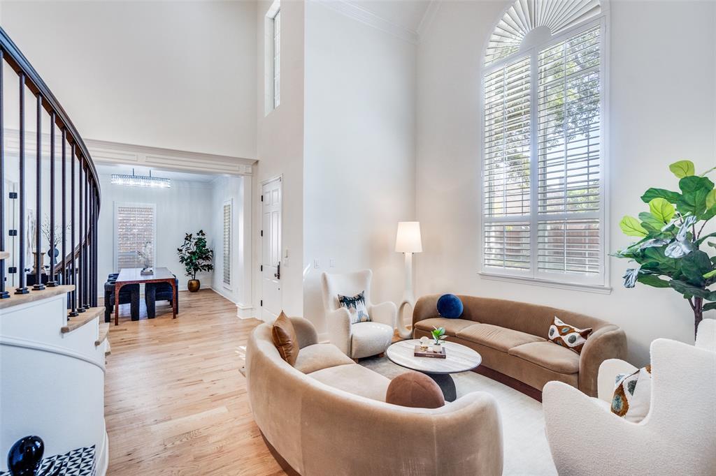 Formal living room offers extra space for entertanining. Formal living room offers extra space for entertanining.