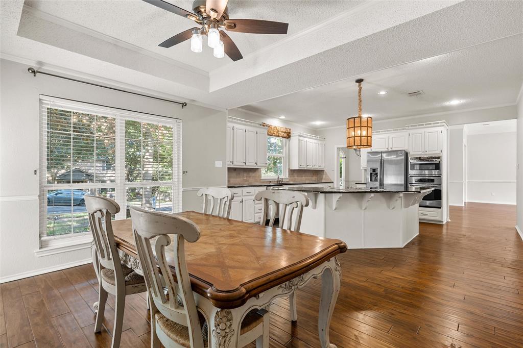 418 Riverview Drive, Woodway, TX 76712