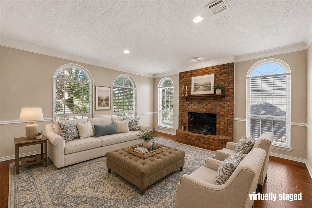418 Riverview Drive, Woodway, TX 76712