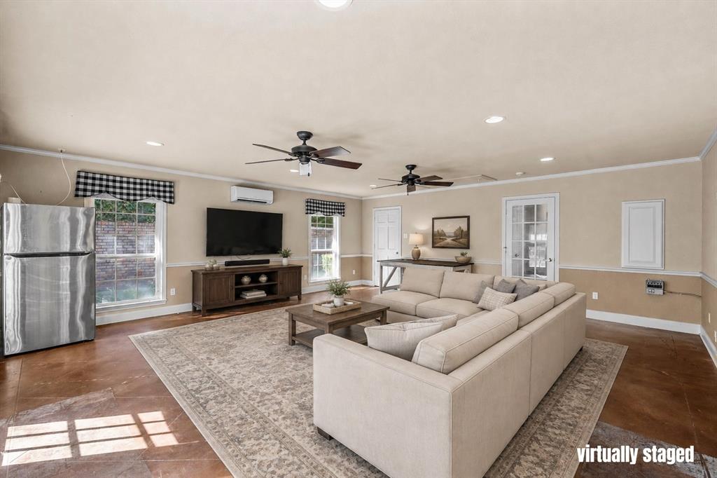418 Riverview Drive, Woodway, TX 76712