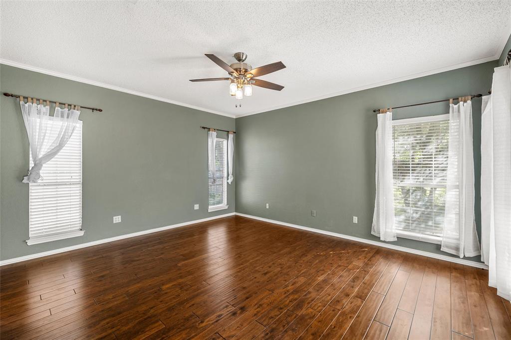 418 Riverview Drive, Woodway, TX 76712