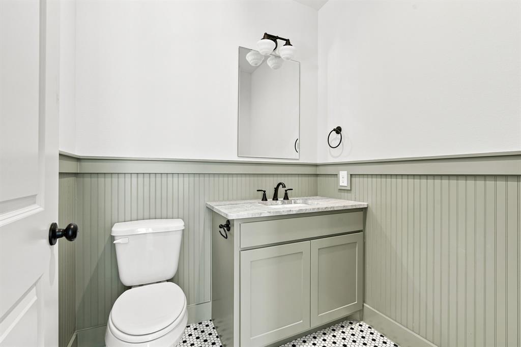 409 Garrett Way, Midlothian, TX 76065