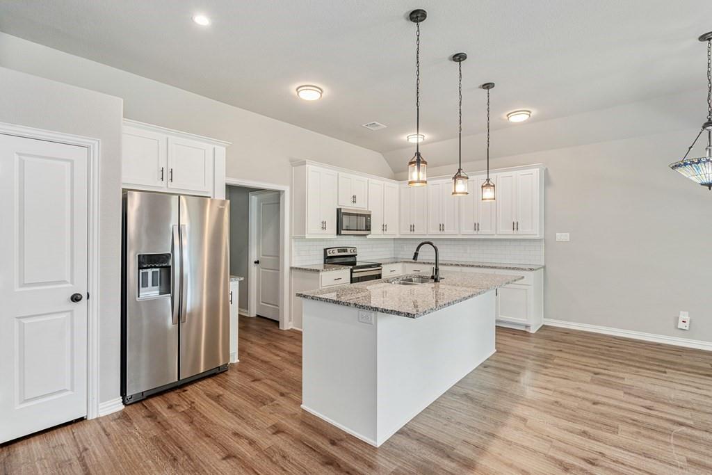 218 Skiff Drive, Gun Barrel City, TX 75156