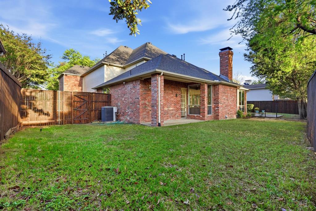 17431 Woods Edge Drive, Dallas, TX 75287