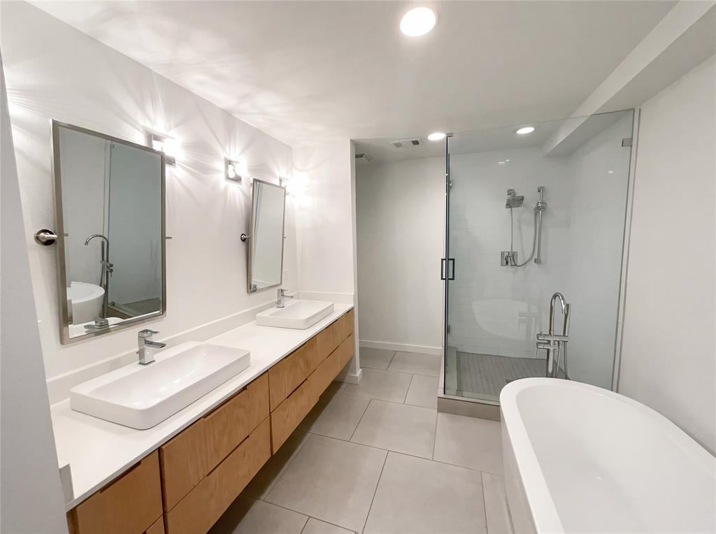 7121 Winding Creek Road, Dallas, TX 75252