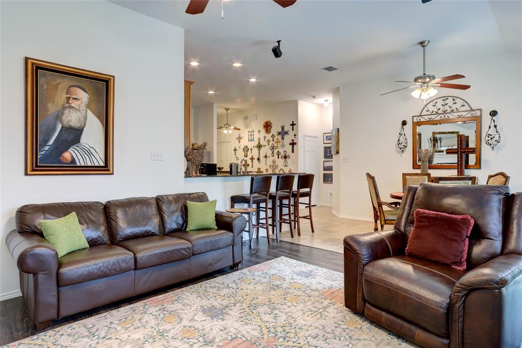 1913 Hidden Fairway Drive, Wylie, TX 75098