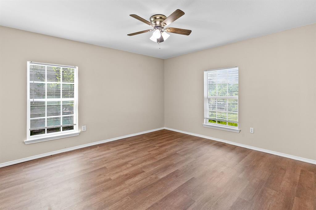1704 Langford Street, Greenville, TX 75401