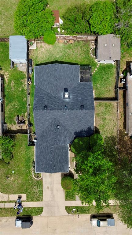 225 California Drive, Glenn Heights, TX 75154