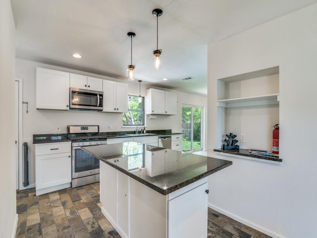 2315 Inadale Avenue, Dallas, TX 75228