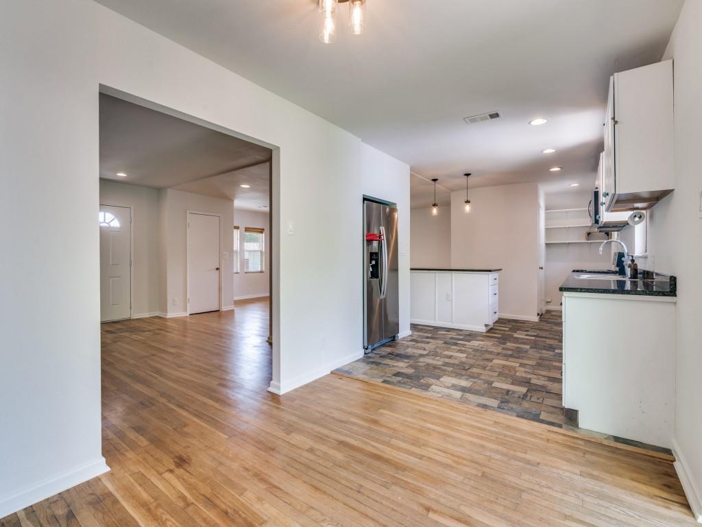2315 Inadale Avenue, Dallas, TX 75228