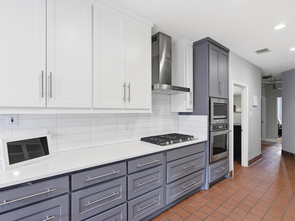 851 Chalfont Place, Coppell, TX 75019 851 Chalfont Place, Coppell, TX 75019