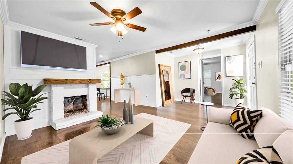 1542 W Reindeer Road, Lancaster, TX 75146