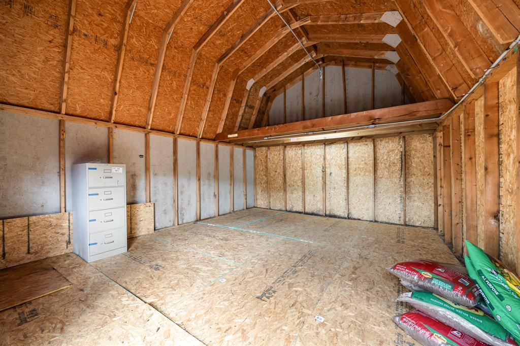 16X20 workshop with electric. Plenty of room for upper storage.