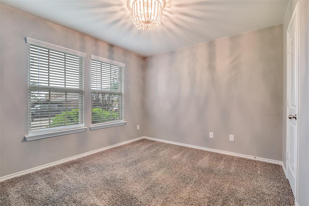 Secondary bedroom