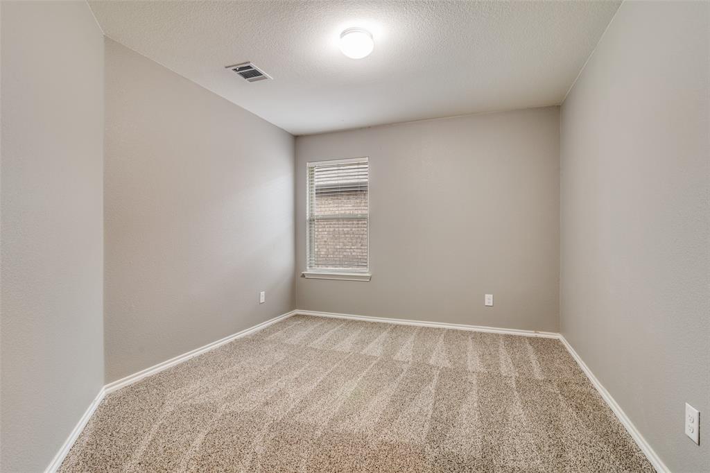 Secondary bedroom